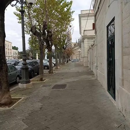 Elifani Alojamento de Acomodação e Pequeno-almoço Trani