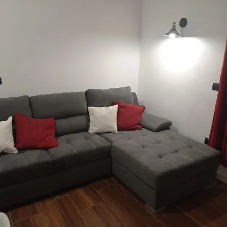 فندق مبيت وإفطار Elifani تراني