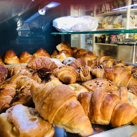 Elifani فندق مبيت وإفطار